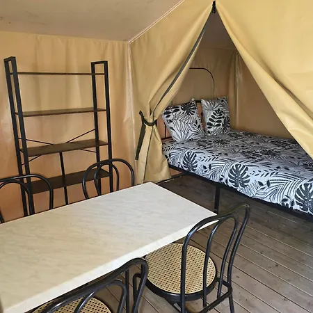 Luxury tent Clos Des Monts Tente Safari J *