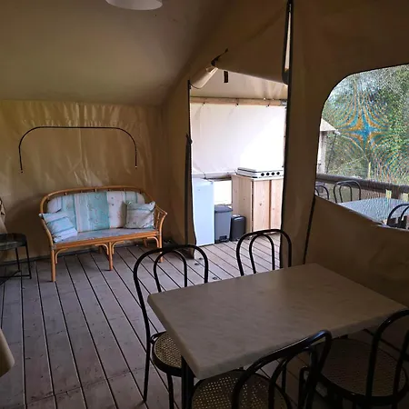 Luxury tent Clos Des Monts Tente Safari J *